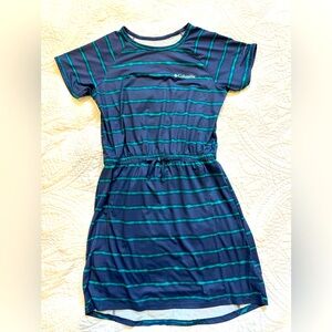 Columbia Omni-Freeze Dress Blue and Teal Green size Large
